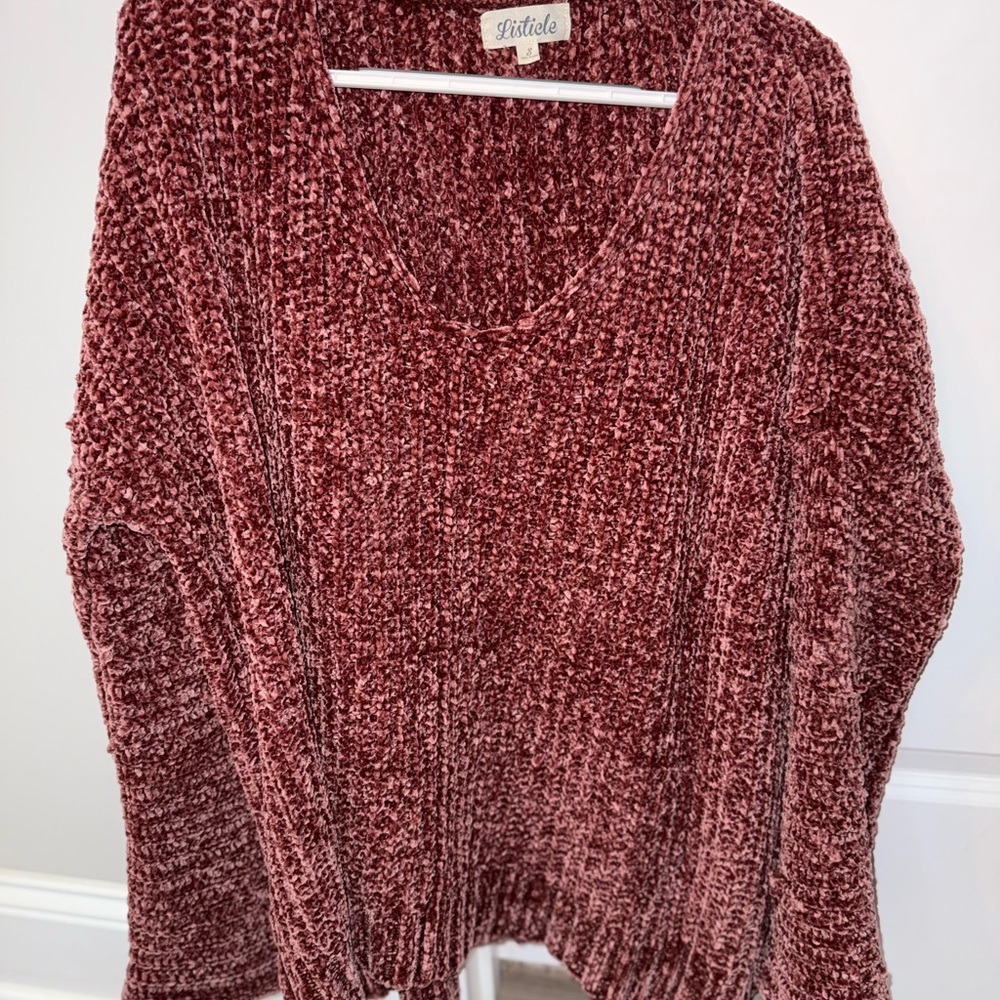Listicle Rose Oversized Sweater